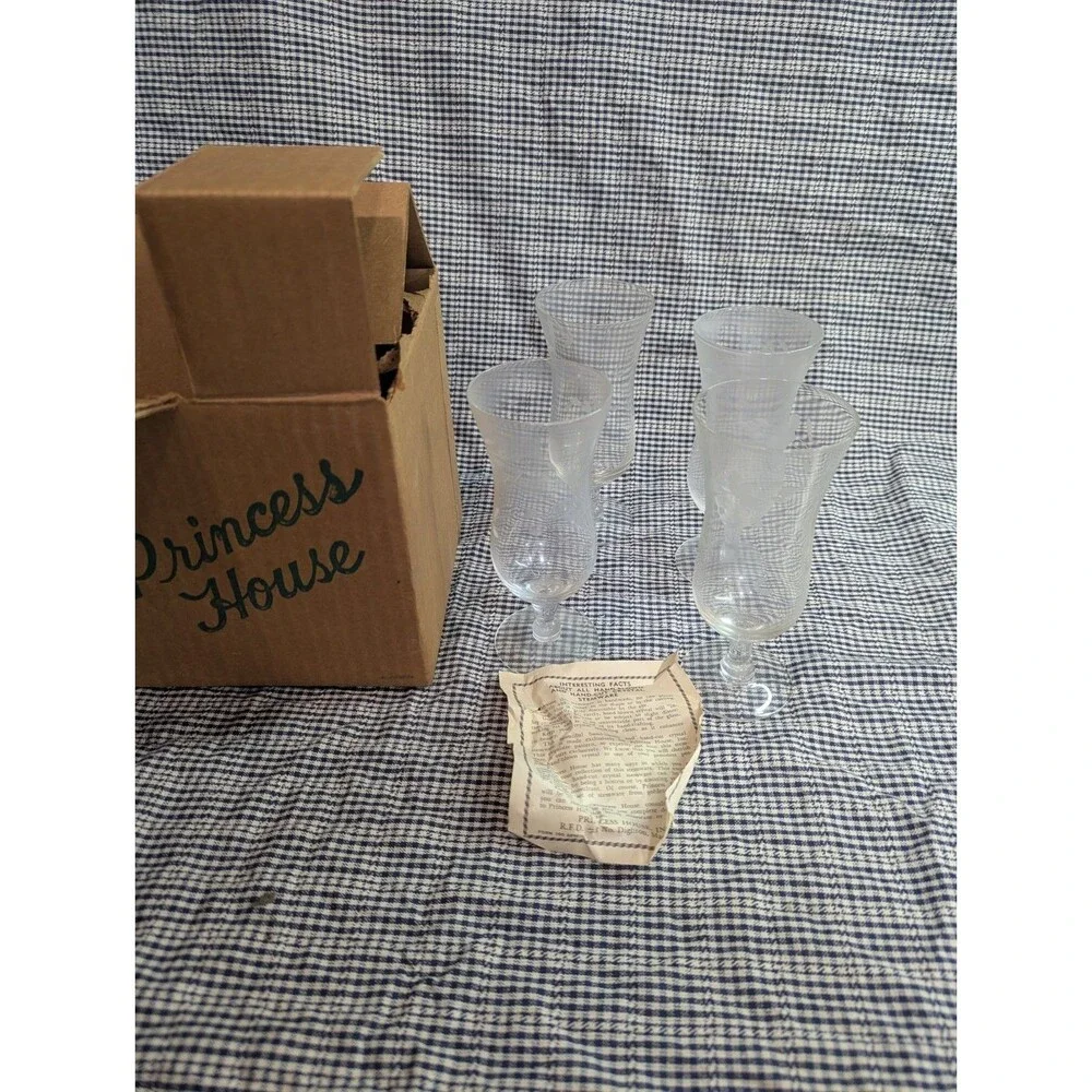 Set Of 4 Princess House Crystal Heritage Parfait Cocktail Dessert Glasses